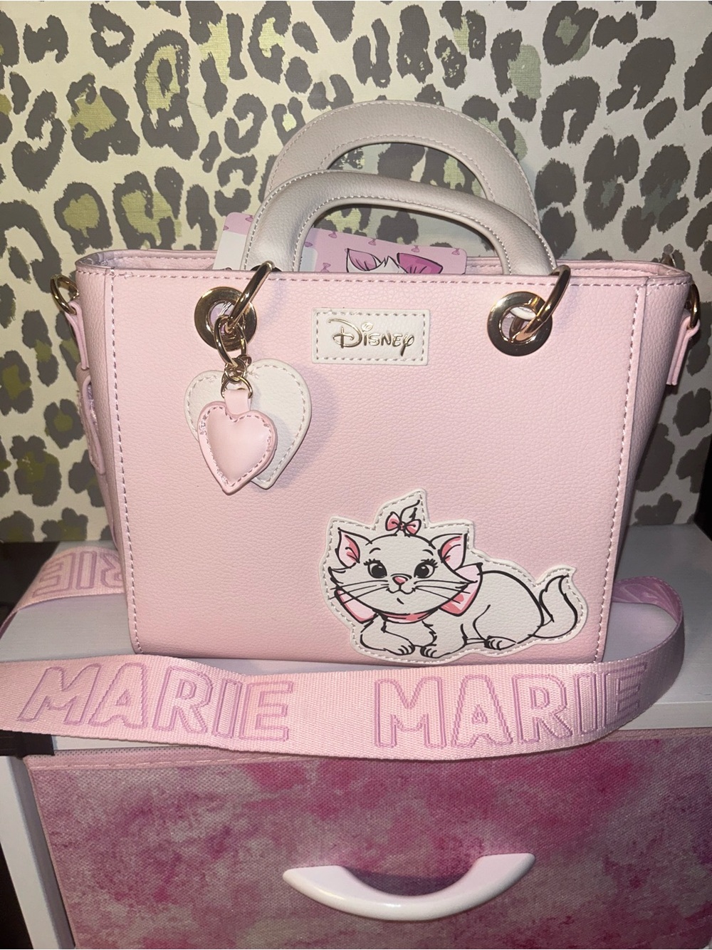 Disney Classics Pink Marie The Cat From Aristocats Women's Crossbody purse new